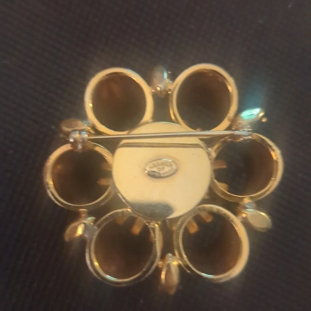 Vintage Mid century Kramer Brooch